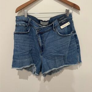 Abercrombie & Fitch Mom Shorts